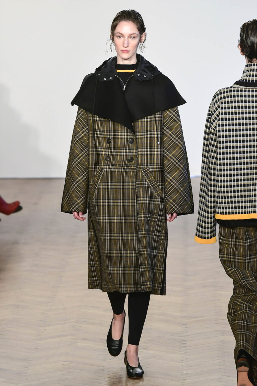 Fashion Week London Fall/Winter 2017 look 18 from the Pringle of Scotland collection womenswear