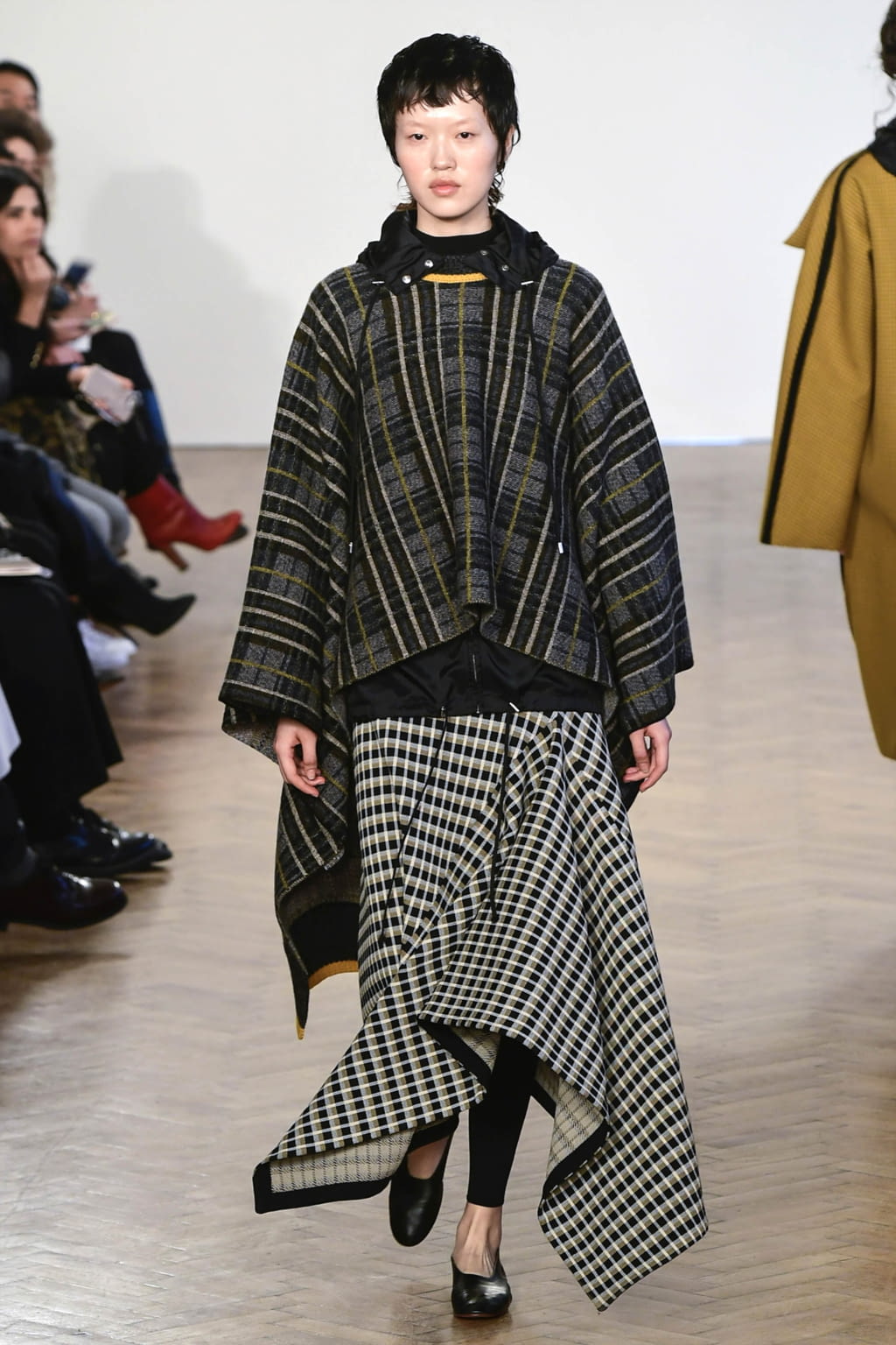 Fashion Week London Fall/Winter 2017 look 21 from the Pringle of Scotland collection womenswear