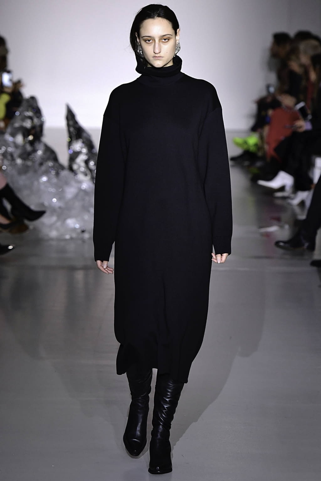 Fashion Week London Fall/Winter 2019 look 14 from the Pringle of Scotland collection womenswear