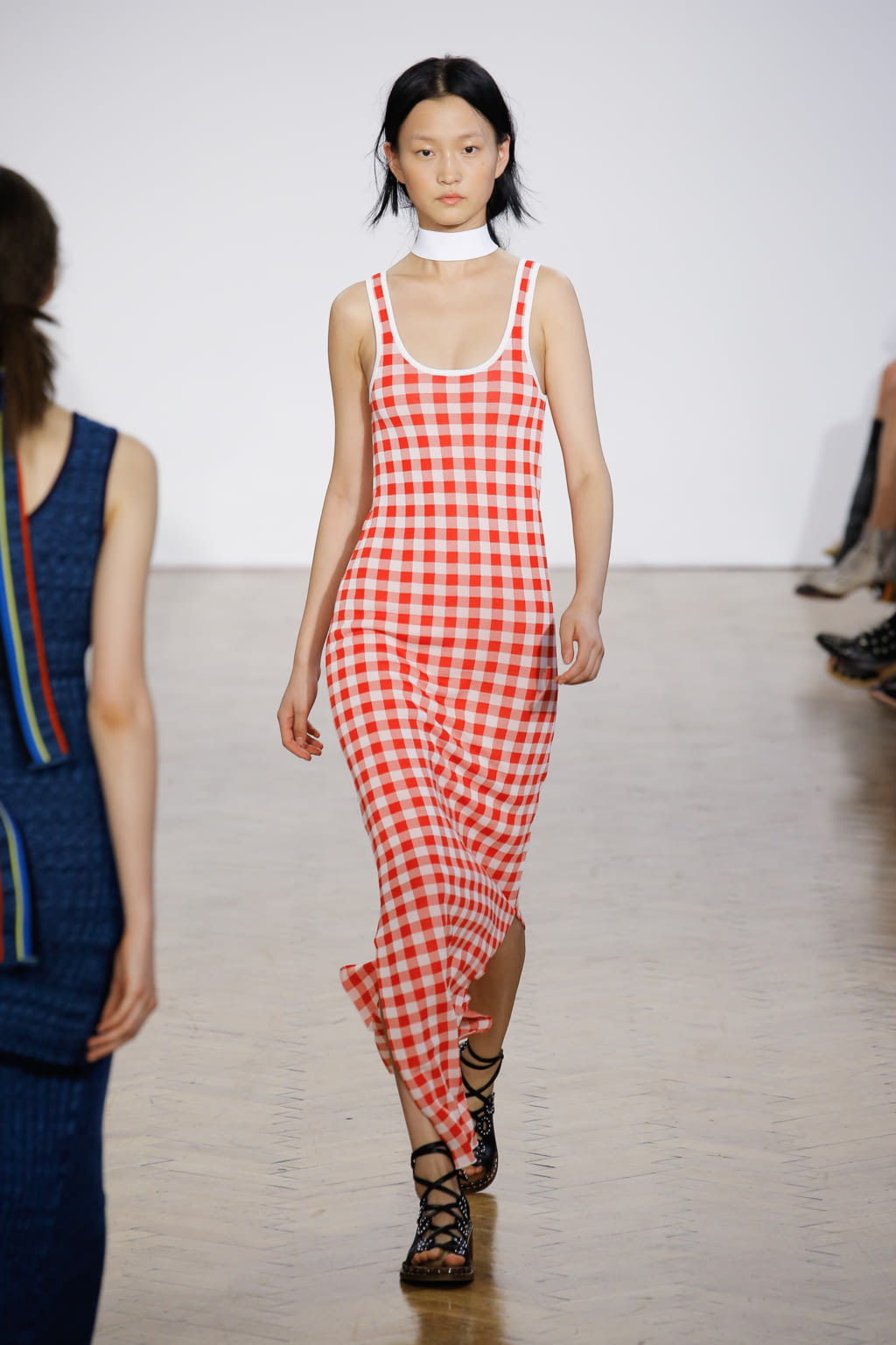 Fashion Week London Spring/Summer 2017 look 15 from the Pringle of Scotland collection womenswear
