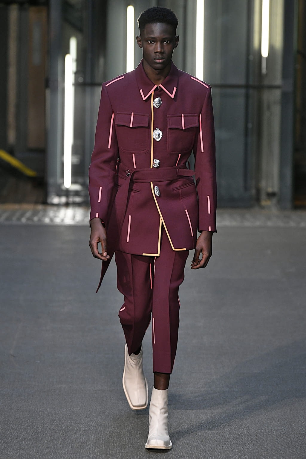 Fashion Week London Fall/Winter 2019 look 8 from the Pronounce collection menswear
