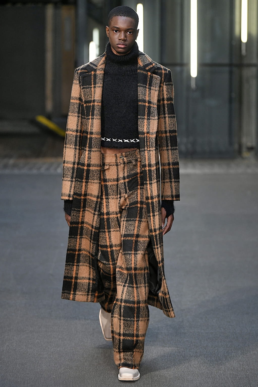 Fashion Week London Fall/Winter 2019 look 24 from the Pronounce collection 男装