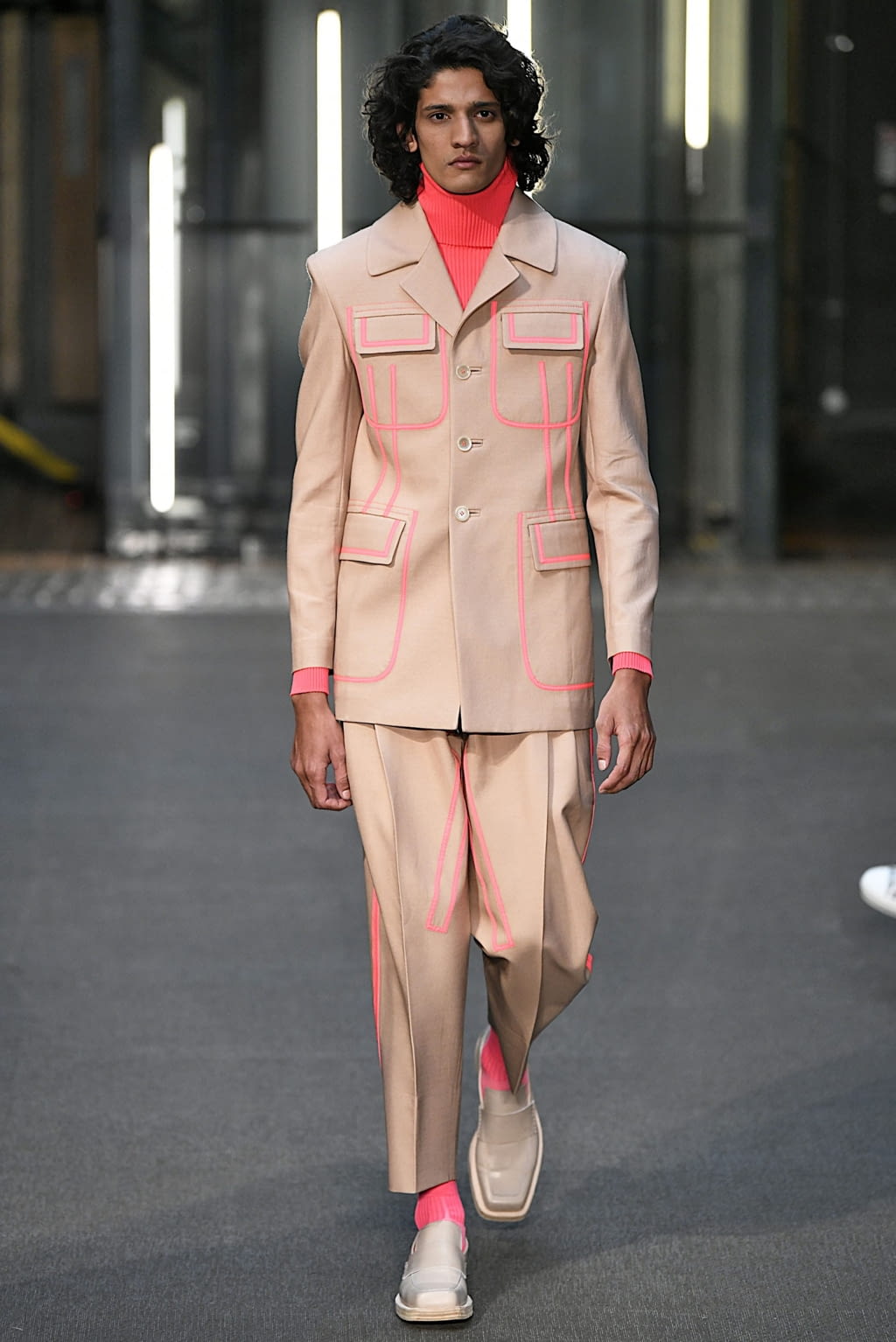 Fashion Week London Fall/Winter 2019 look 26 from the Pronounce collection 男装