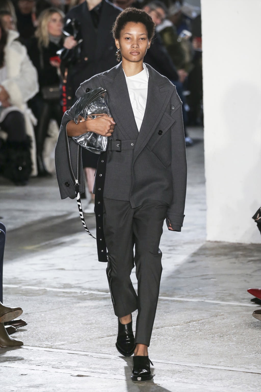 Fashion Week New York Fall/Winter 2017 look 6 from the Proenza Schouler collection womenswear
