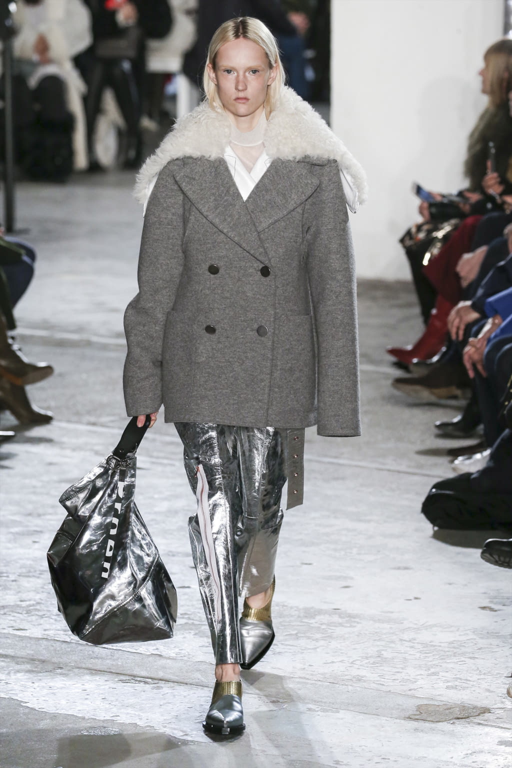 Fashion Week New York Fall/Winter 2017 look 14 from the Proenza Schouler collection 女装