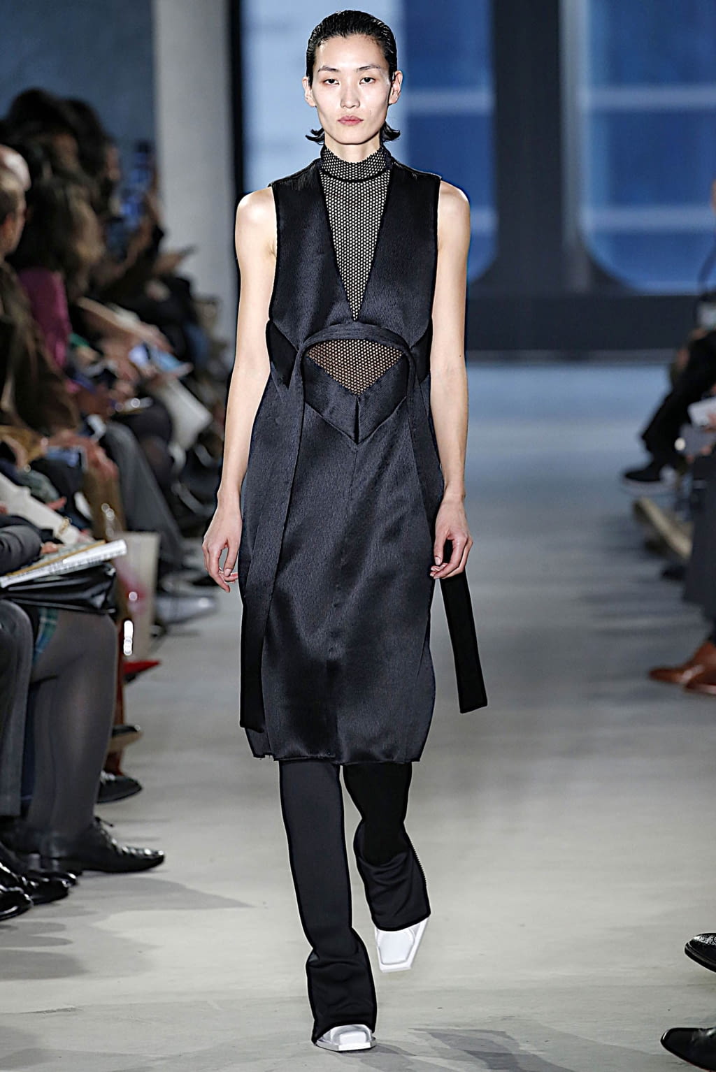 Fashion Week New York Fall/Winter 2019 look 35 from the Proenza Schouler collection 女装