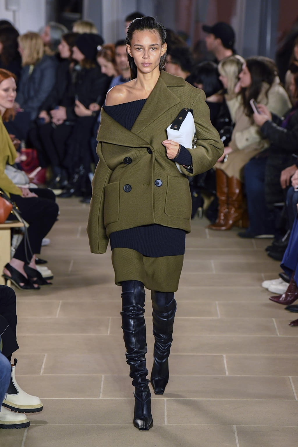 Fashion Week New York Fall/Winter 2020 look 3 from the Proenza Schouler collection womenswear