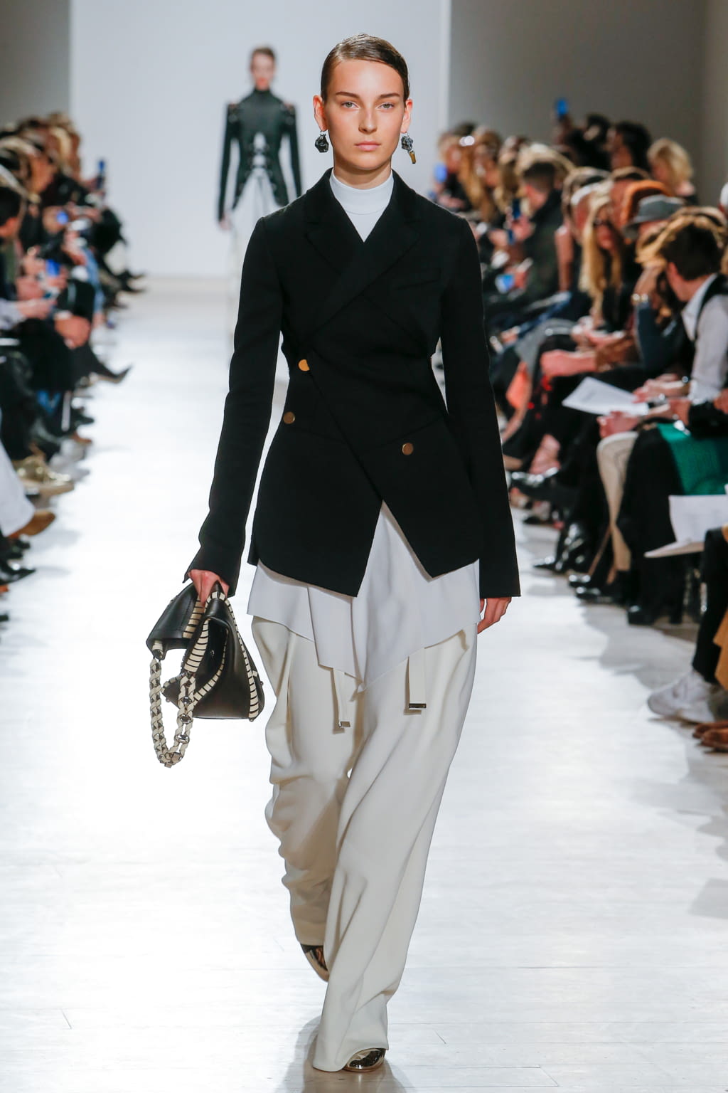 Fashion Week New York Fall/Winter 2016 look 1 from the Proenza Schouler collection womenswear
