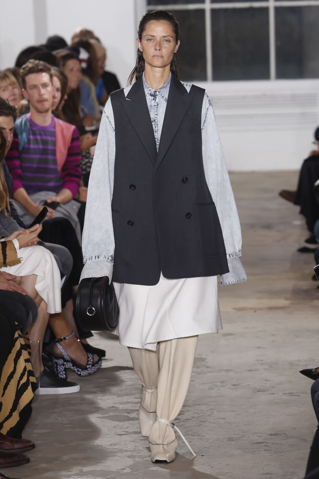 Fashion Week New York Spring/Summer 2019 look 2 from the Proenza Schouler collection 女装