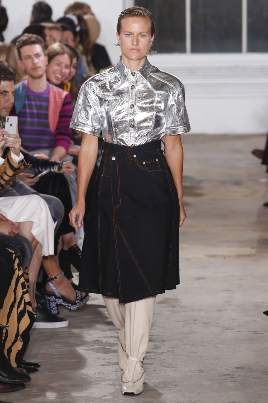 Fashion Week New York Spring/Summer 2019 look 6 from the Proenza Schouler collection 女装