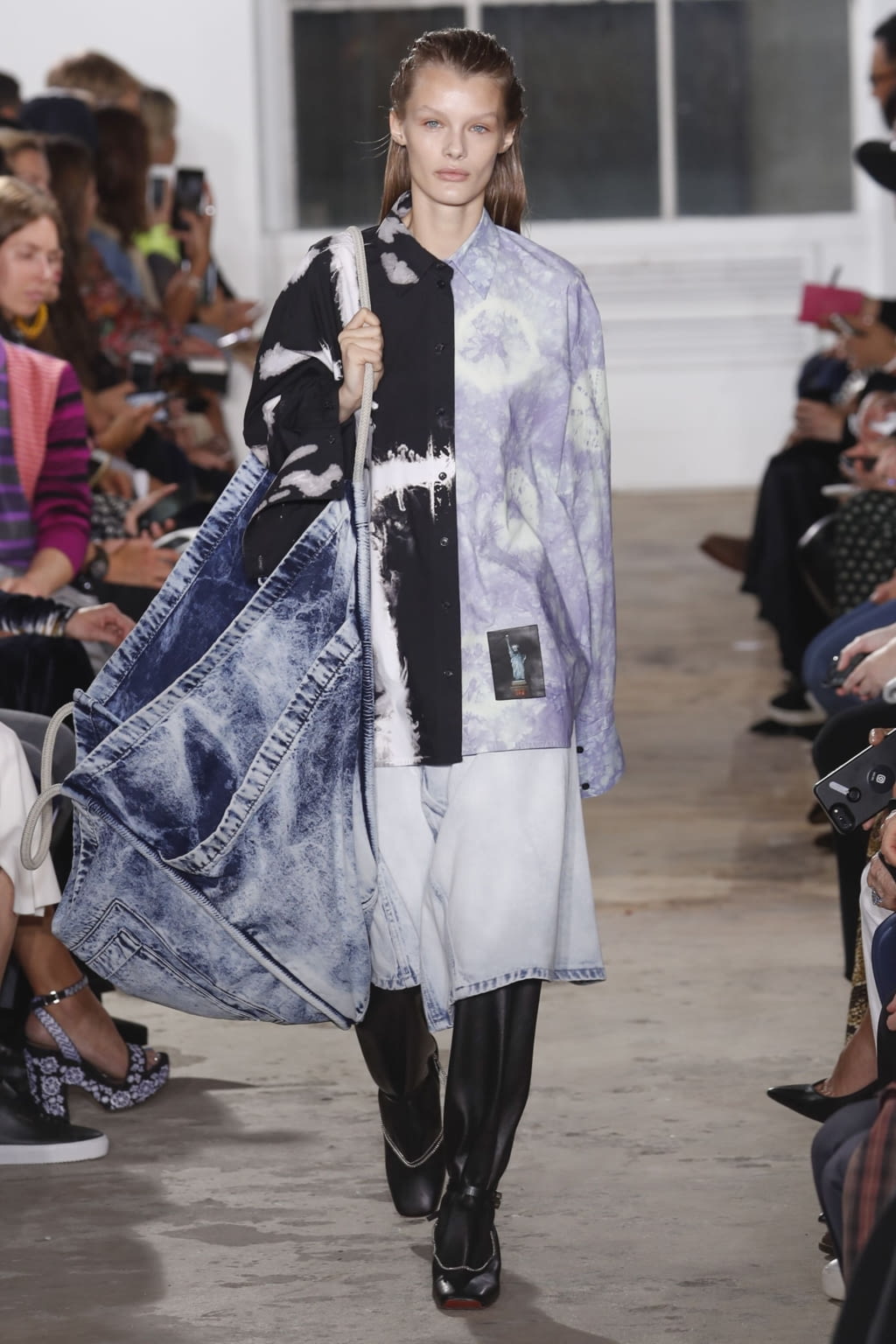 Fashion Week New York Spring/Summer 2019 look 25 from the Proenza Schouler collection 女装