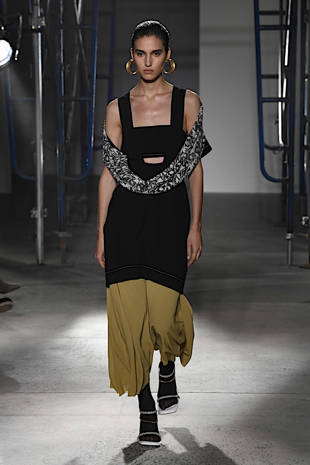 Fashion Week New York Spring/Summer 2020 look 20 from the Proenza Schouler collection 女装
