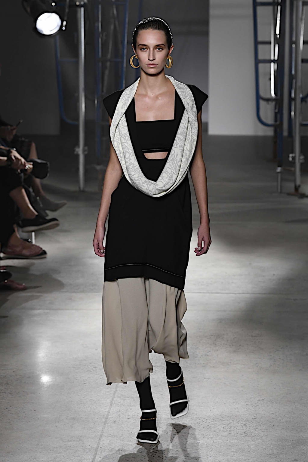 Fashion Week New York Spring/Summer 2020 look 23 from the Proenza Schouler collection 女装