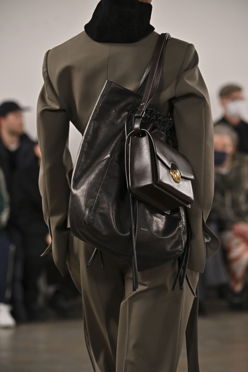 Fashion Week New York Fall/Winter 2022 look 1 from the Proenza Schouler collection womenswear accessories