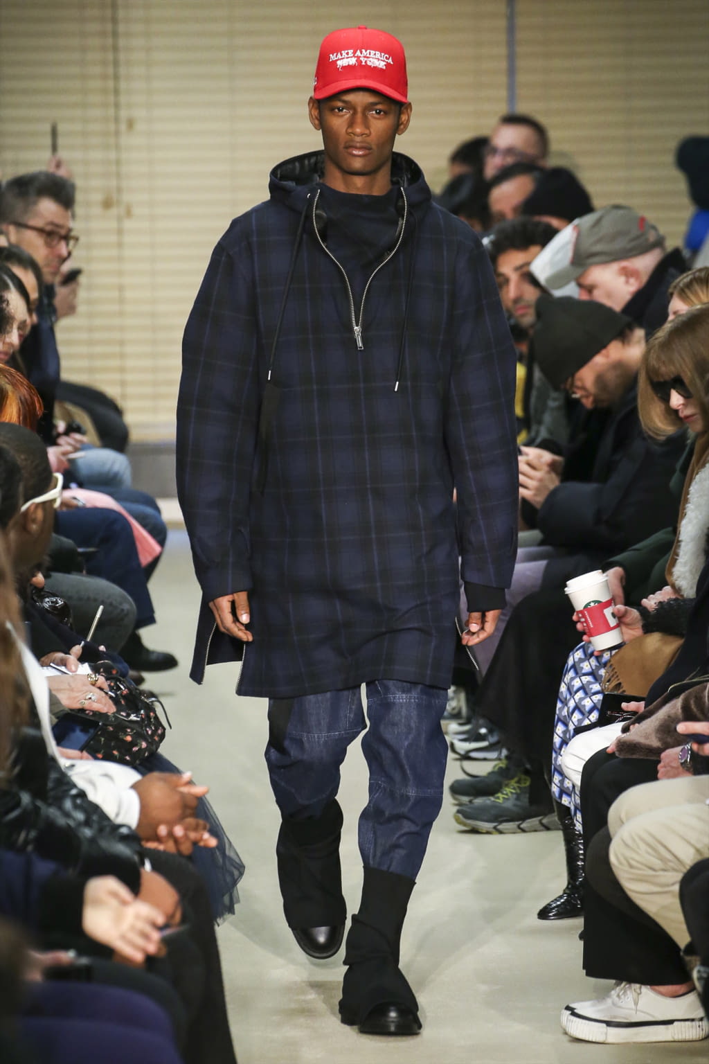 Fashion Week New York Fall/Winter 2017 look 15 from the Public School collection womenswear