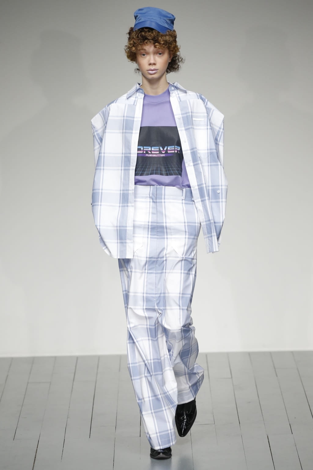 Fashion Week London Spring/Summer 2019 look 24 from the pushBUTTON collection womenswear