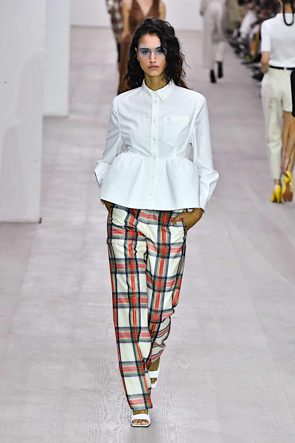 Fashion Week London Spring/Summer 2020 look 22 from the pushBUTTON collection 女装