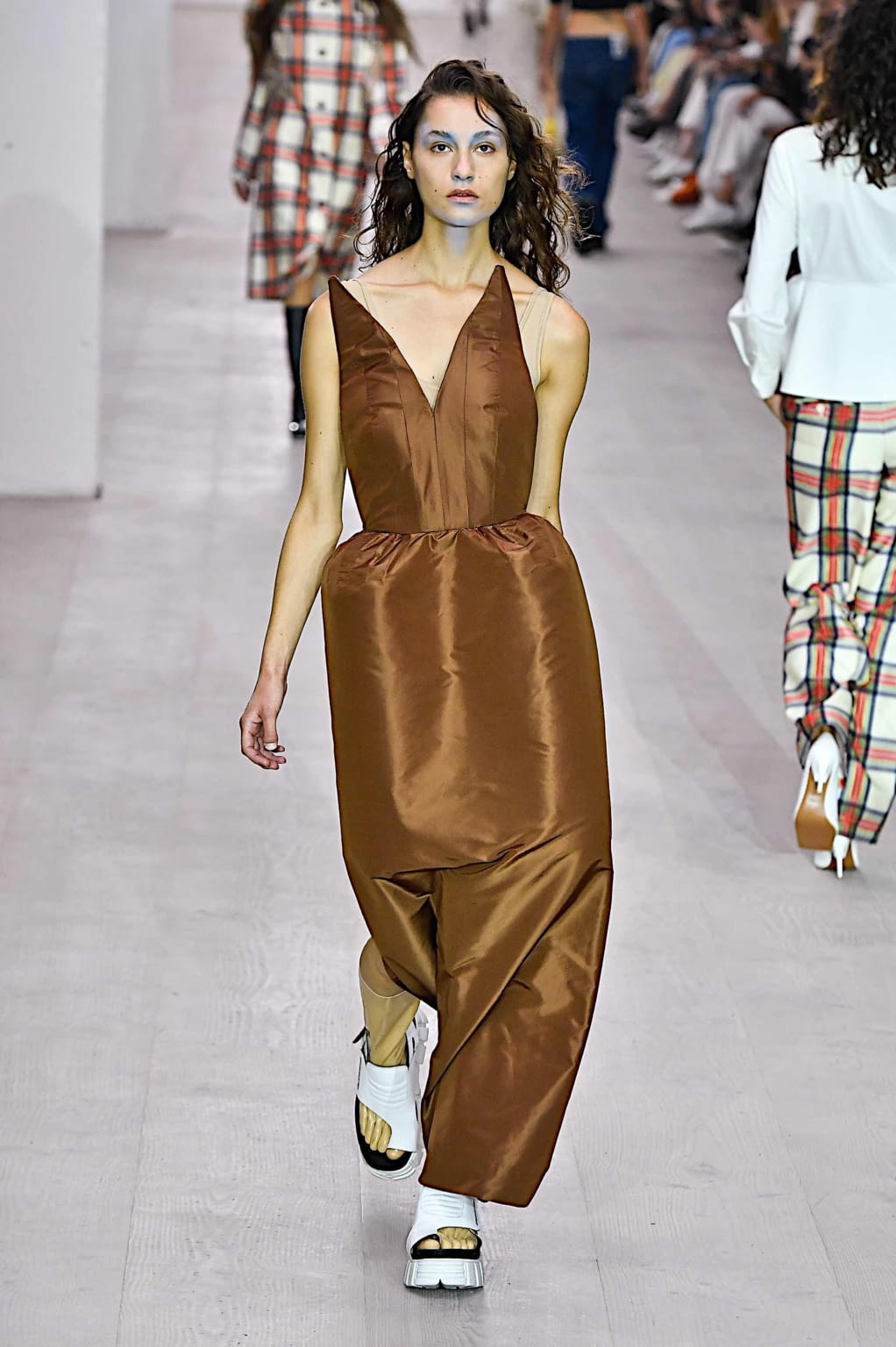 Fashion Week London Spring/Summer 2020 look 23 from the pushBUTTON collection womenswear