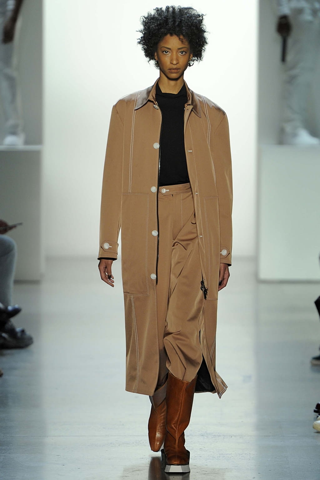 Fashion Week New York Fall/Winter 2018 look 19 de la collection Pyer Moss womenswear