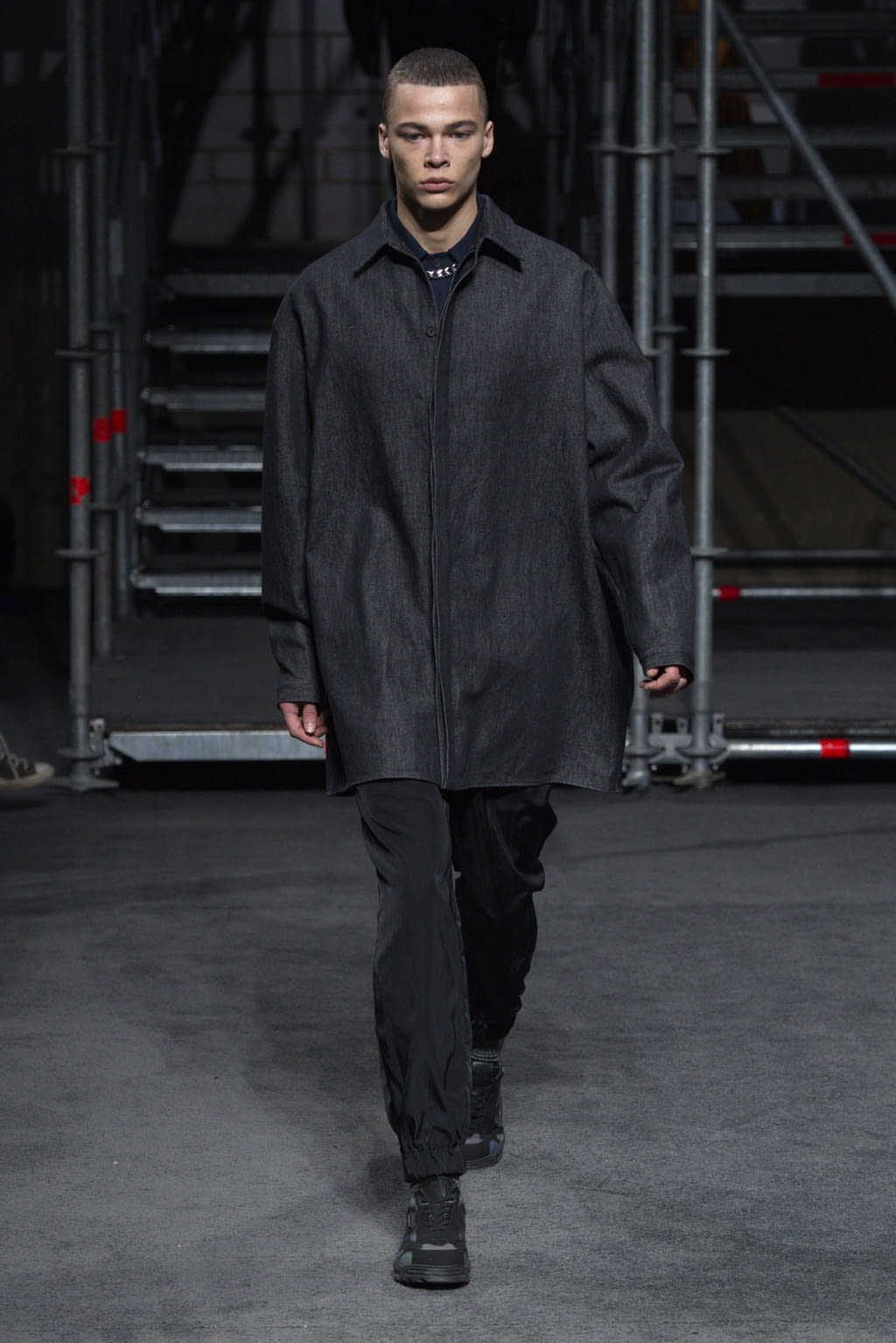 Fashion Week London Fall/Winter 2019 look 32 from the Qasimi collection 男装