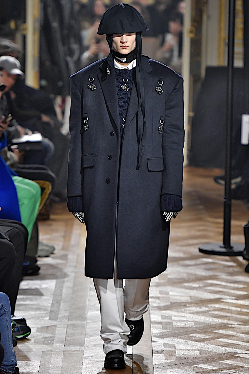 Fashion Week Paris Fall/Winter 2019 look 4 from the Raf Simons collection 男装