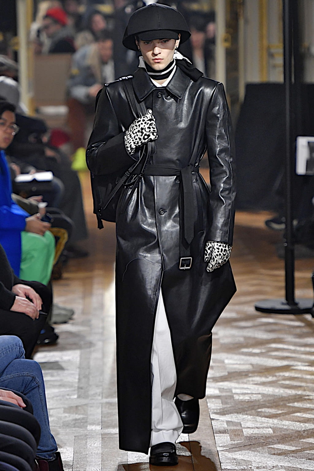 Fashion Week Paris Fall/Winter 2019 look 21 from the Raf Simons collection 男装