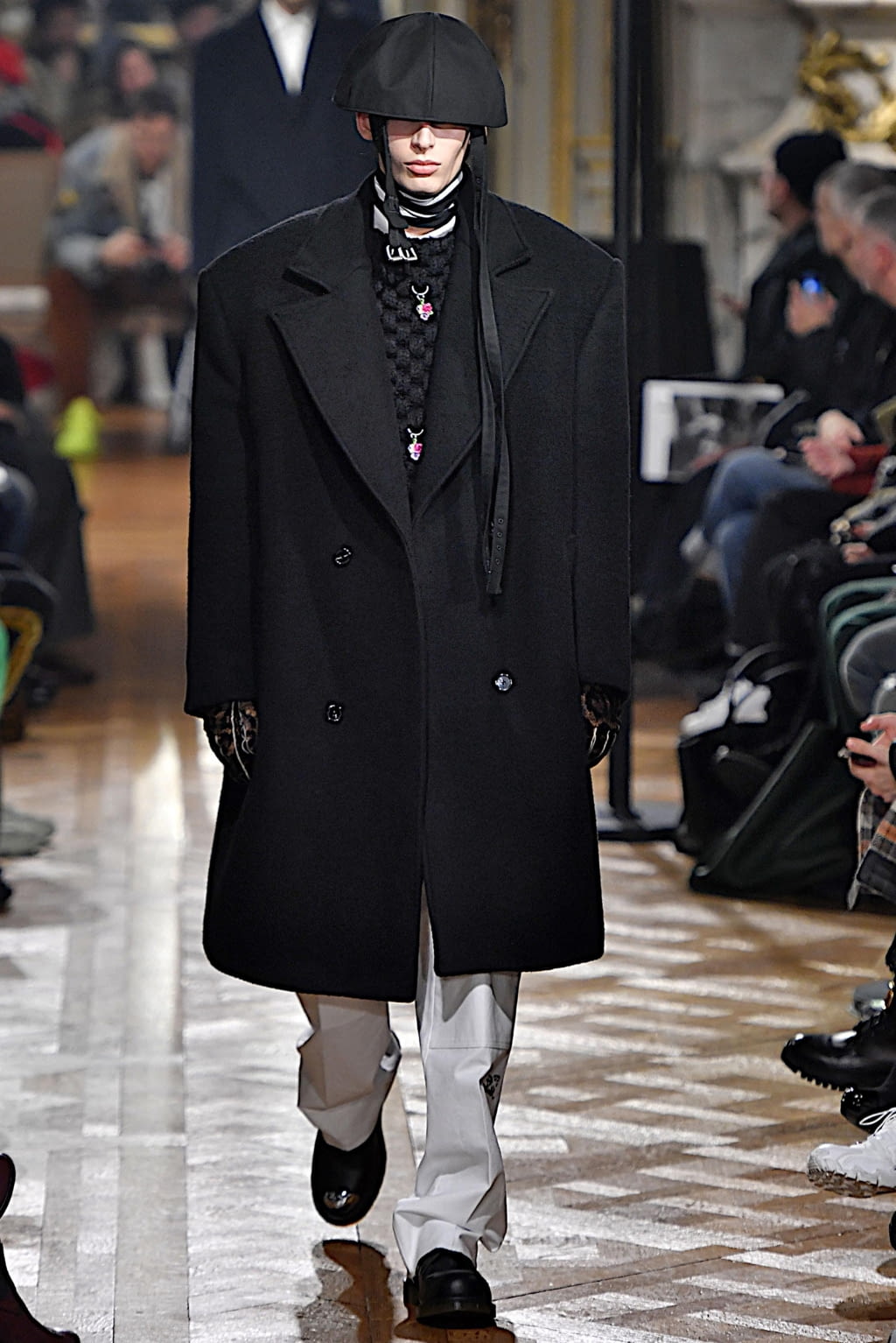 Fashion Week Paris Fall/Winter 2019 look 23 from the Raf Simons collection menswear
