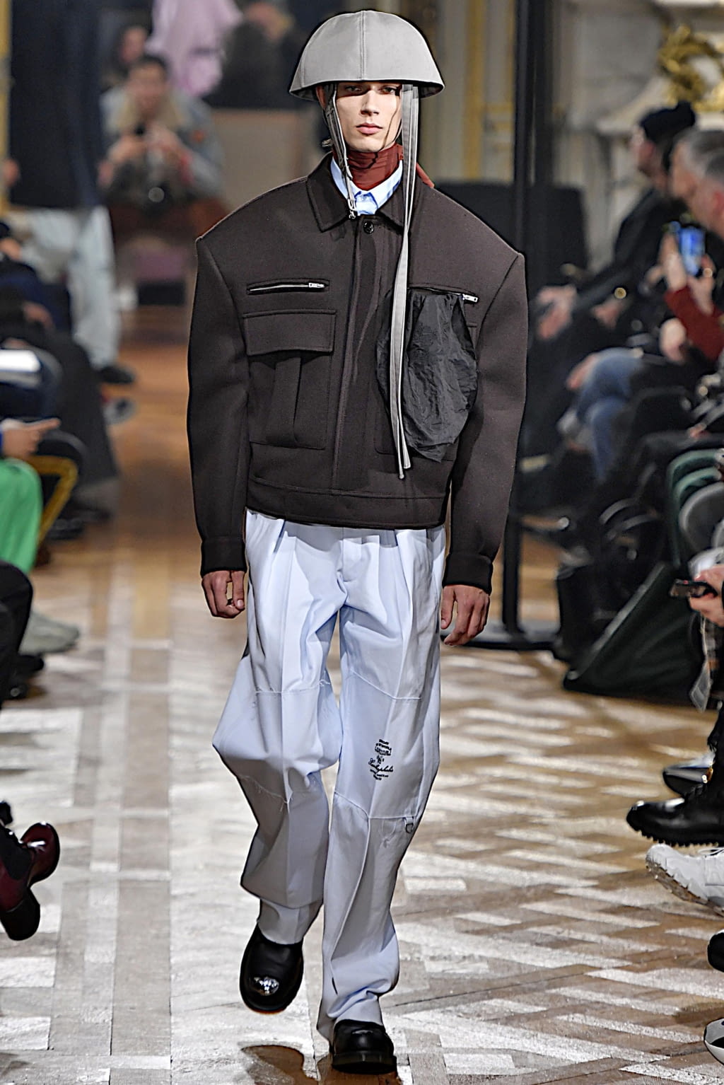 Fashion Week Paris Fall/Winter 2019 look 39 from the Raf Simons collection menswear