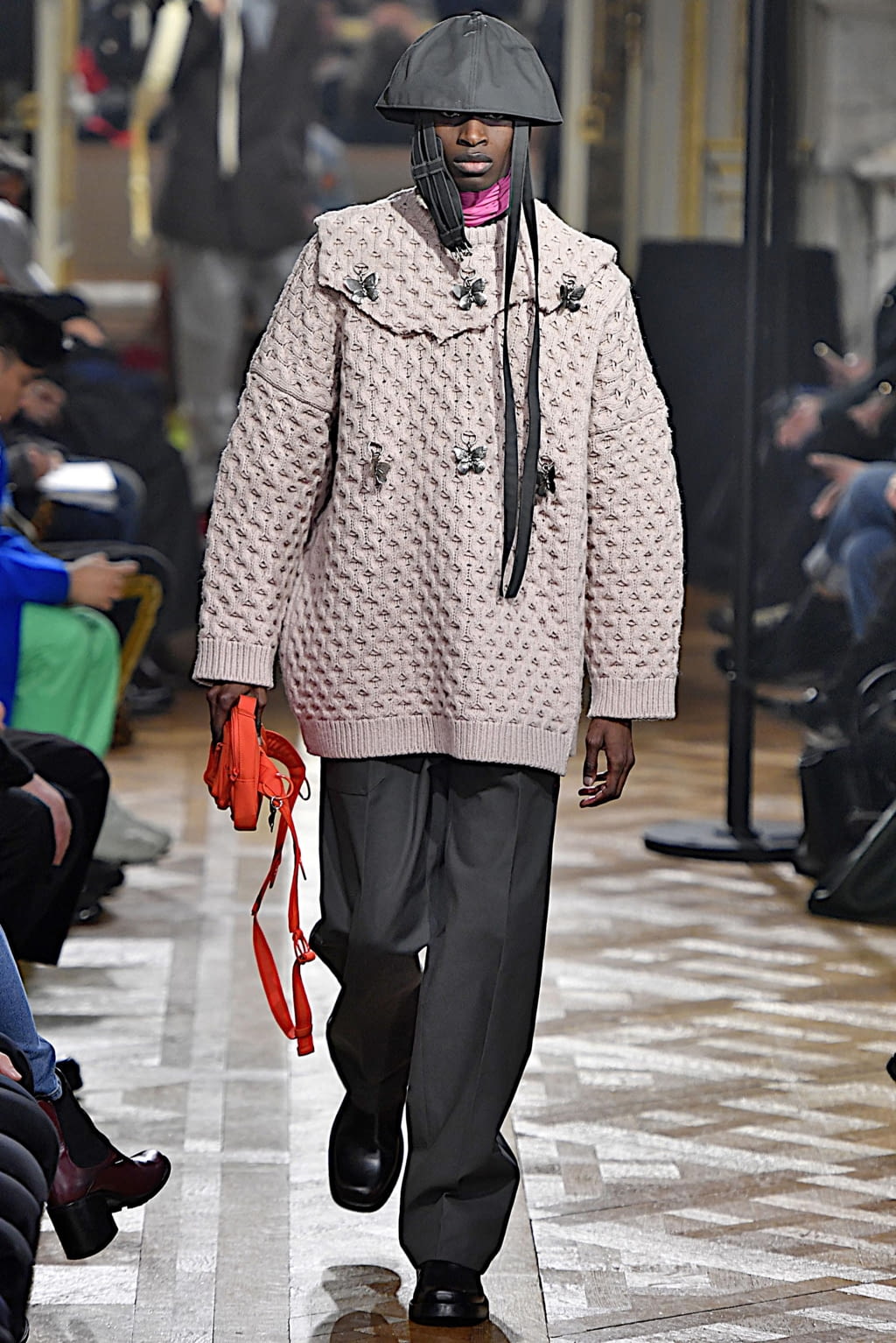 Fashion Week Paris Fall/Winter 2019 look 43 de la collection Raf Simons menswear