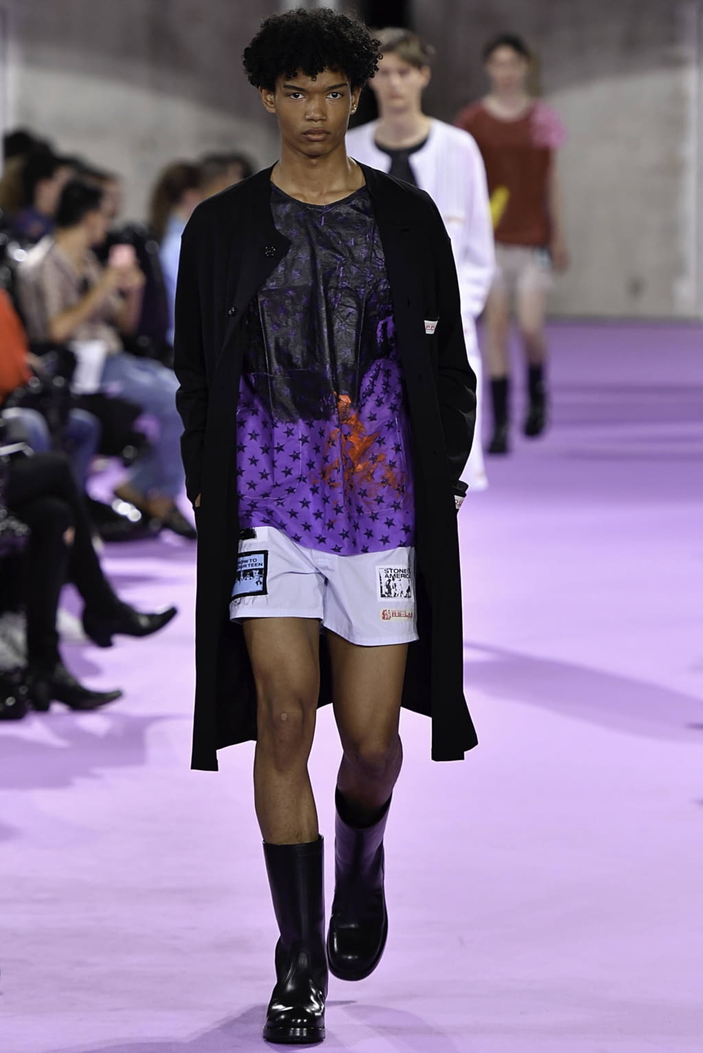 Fashion Week Paris Spring/Summer 2020 look 4 de la collection Raf Simons menswear