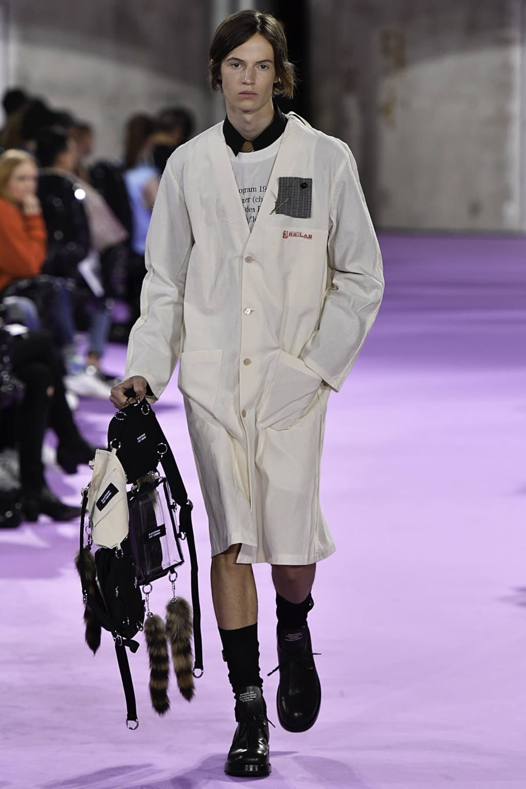 Fashion Week Paris Spring/Summer 2020 look 13 from the Raf Simons collection menswear