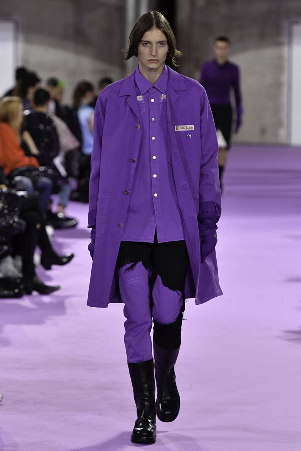 Fashion Week Paris Spring/Summer 2020 look 26 from the Raf Simons collection menswear