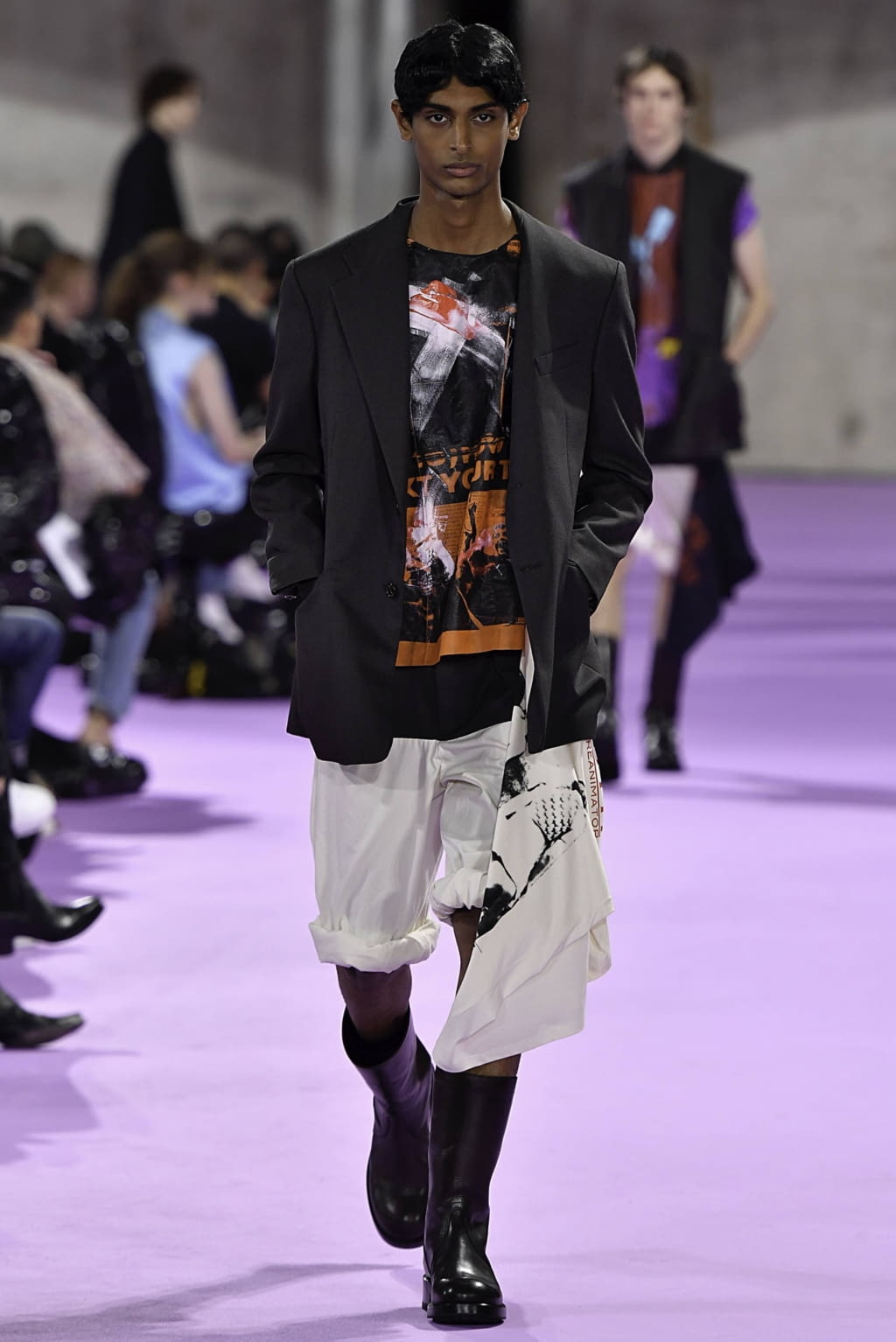 Fashion Week Paris Spring/Summer 2020 look 34 from the Raf Simons collection 男装