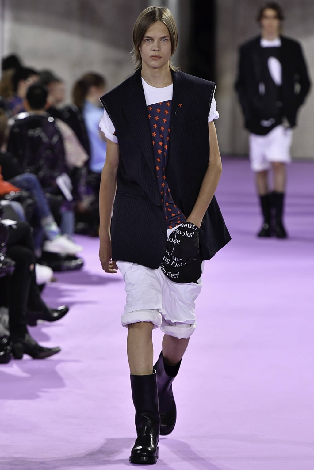 Fashion Week Paris Spring/Summer 2020 look 48 from the Raf Simons collection menswear