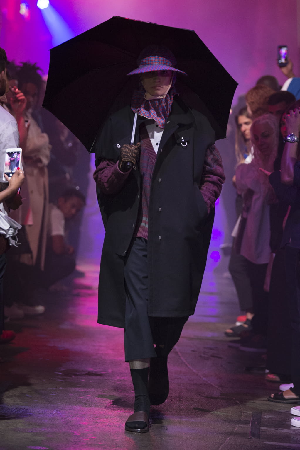 Fashion Week New York Spring/Summer 2018 look 7 from the Raf Simons collection 男装