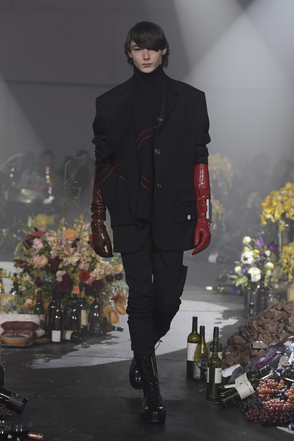 Fashion Week New York Fall/Winter 2018 look 5 from the Raf Simons collection menswear