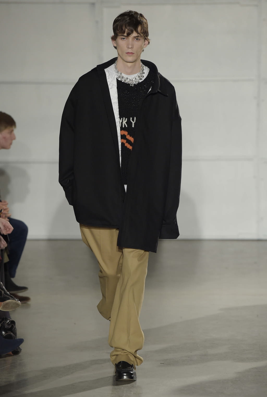 Fashion Week New York Fall/Winter 2017 look 11 from the Raf Simons collection menswear
