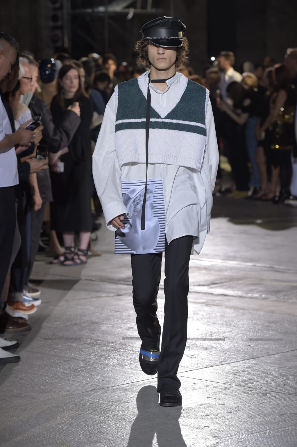 Fashion Week Florence Spring/Summer 2017 look 13 from the Raf Simons collection 男装