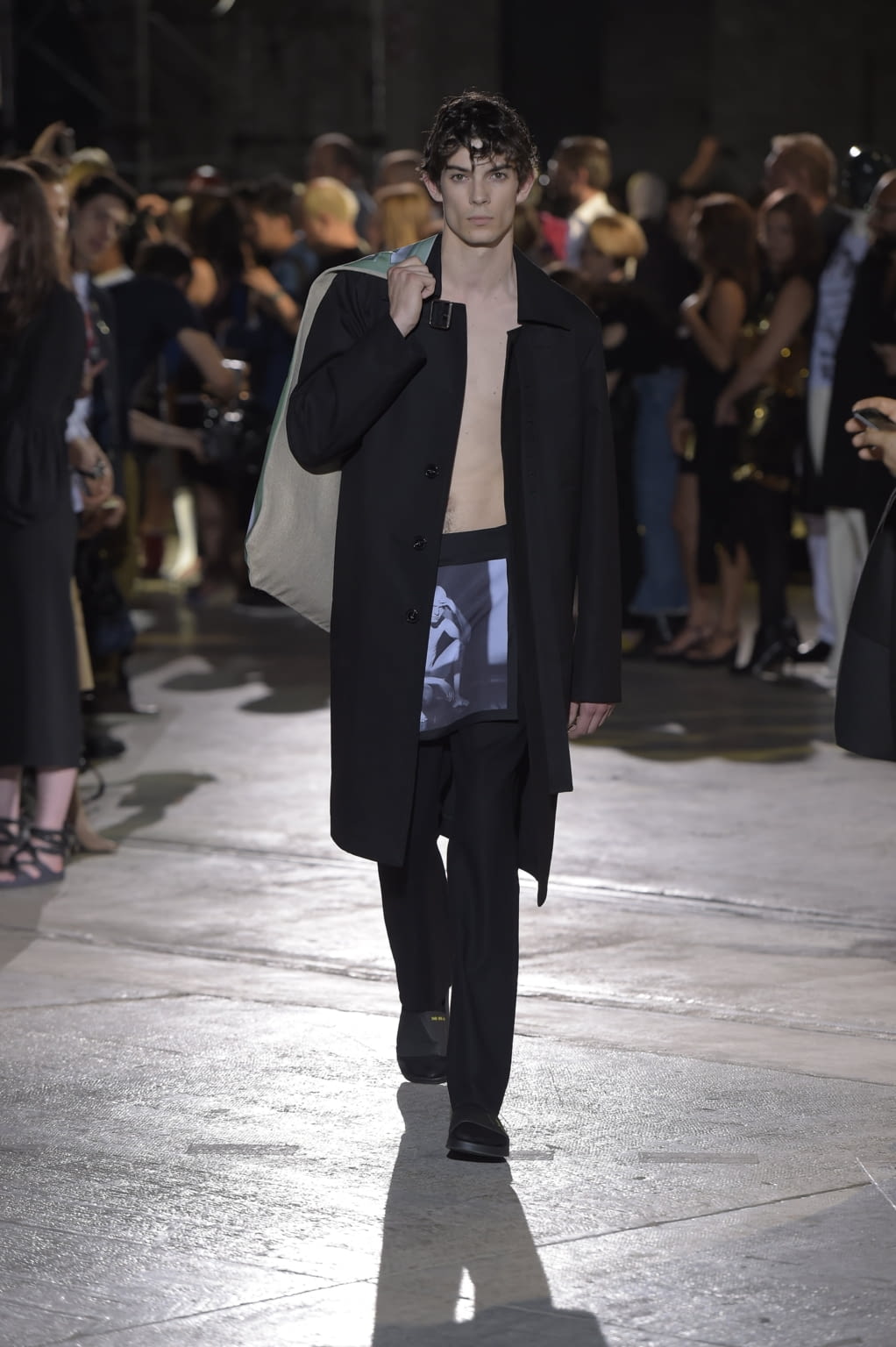 Fashion Week Florence Spring/Summer 2017 look 18 from the Raf Simons collection 男装