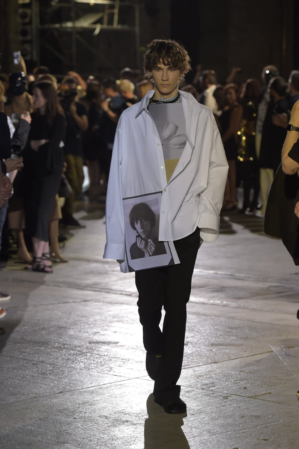 Fashion Week Florence Spring/Summer 2017 look 33 from the Raf Simons collection 男装