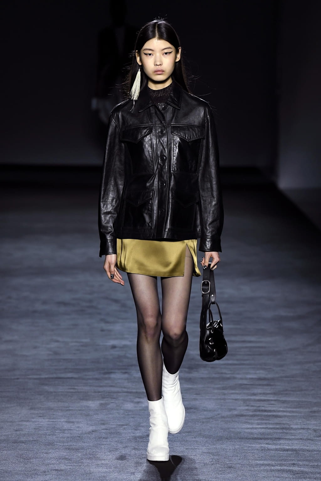 Fashion Week New York Fall/Winter 2020 look 2 from the Rag & Bone collection womenswear