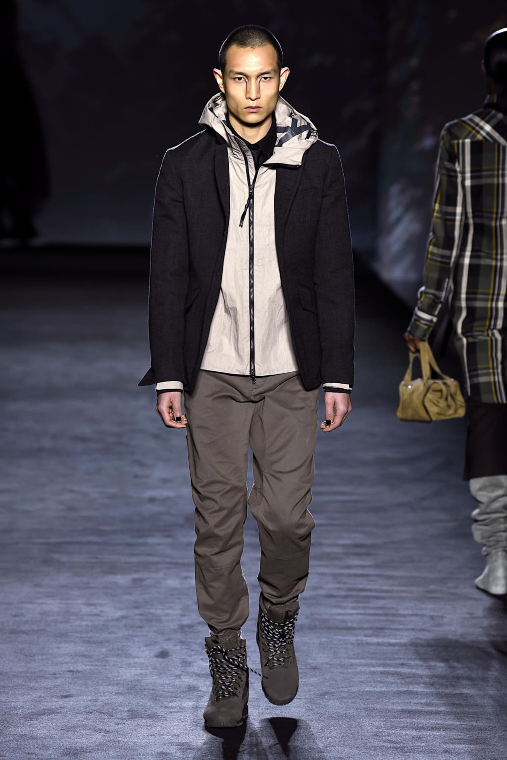 Fashion Week New York Fall/Winter 2020 look 15 from the Rag & Bone collection womenswear