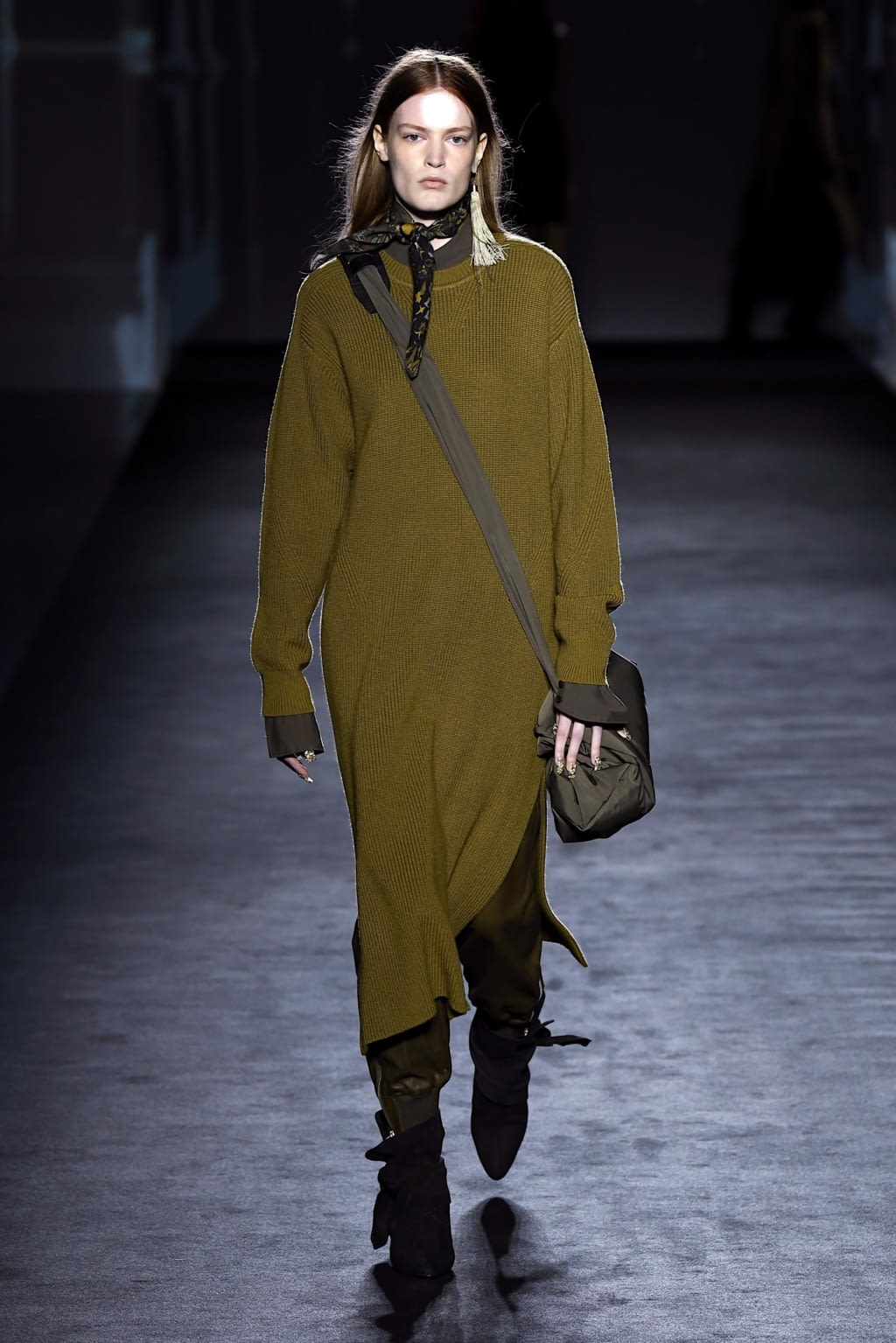 Fashion Week New York Fall/Winter 2020 look 25 from the Rag & Bone collection 女装