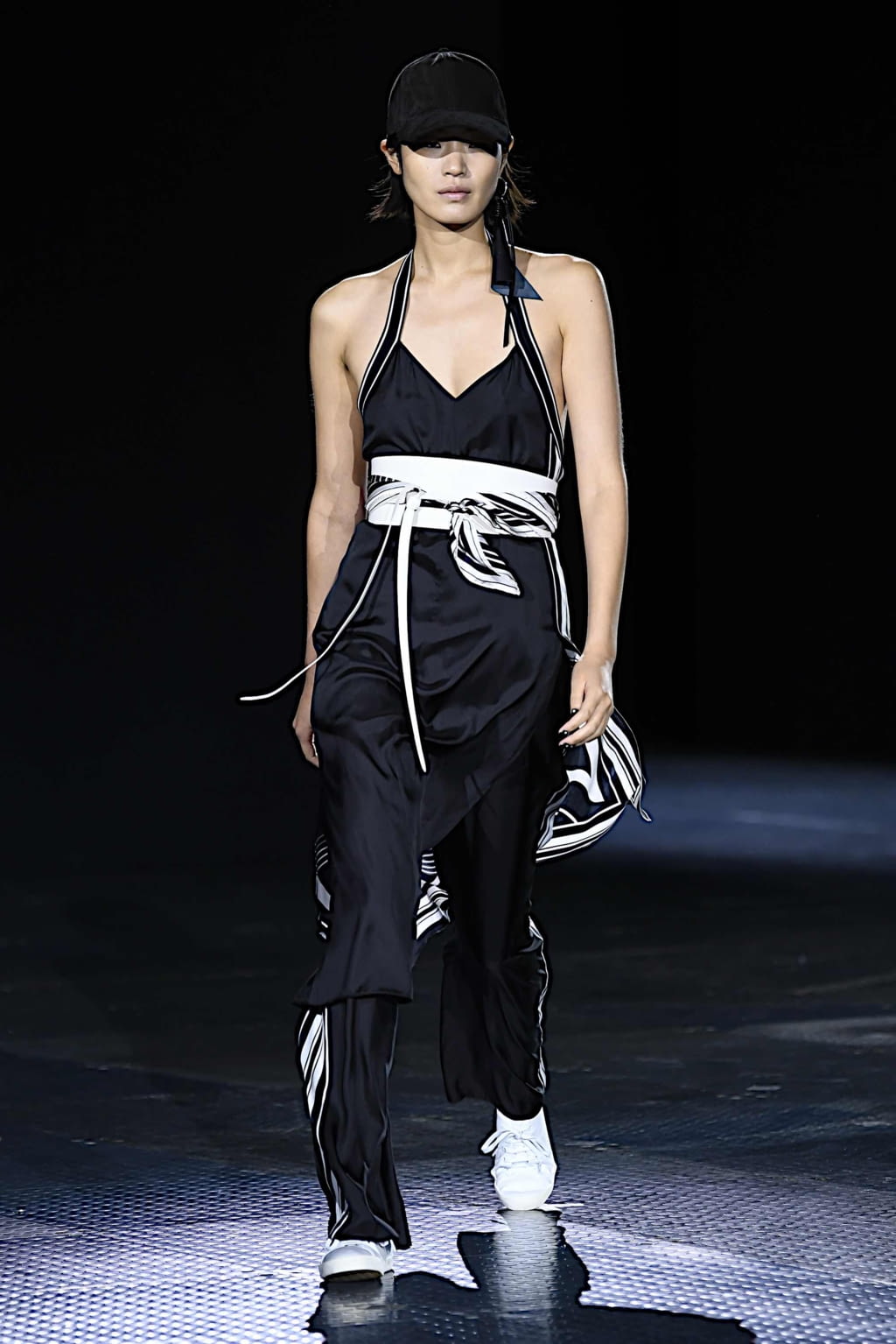 Fashion Week New York Spring/Summer 2020 look 15 from the Rag & Bone collection womenswear