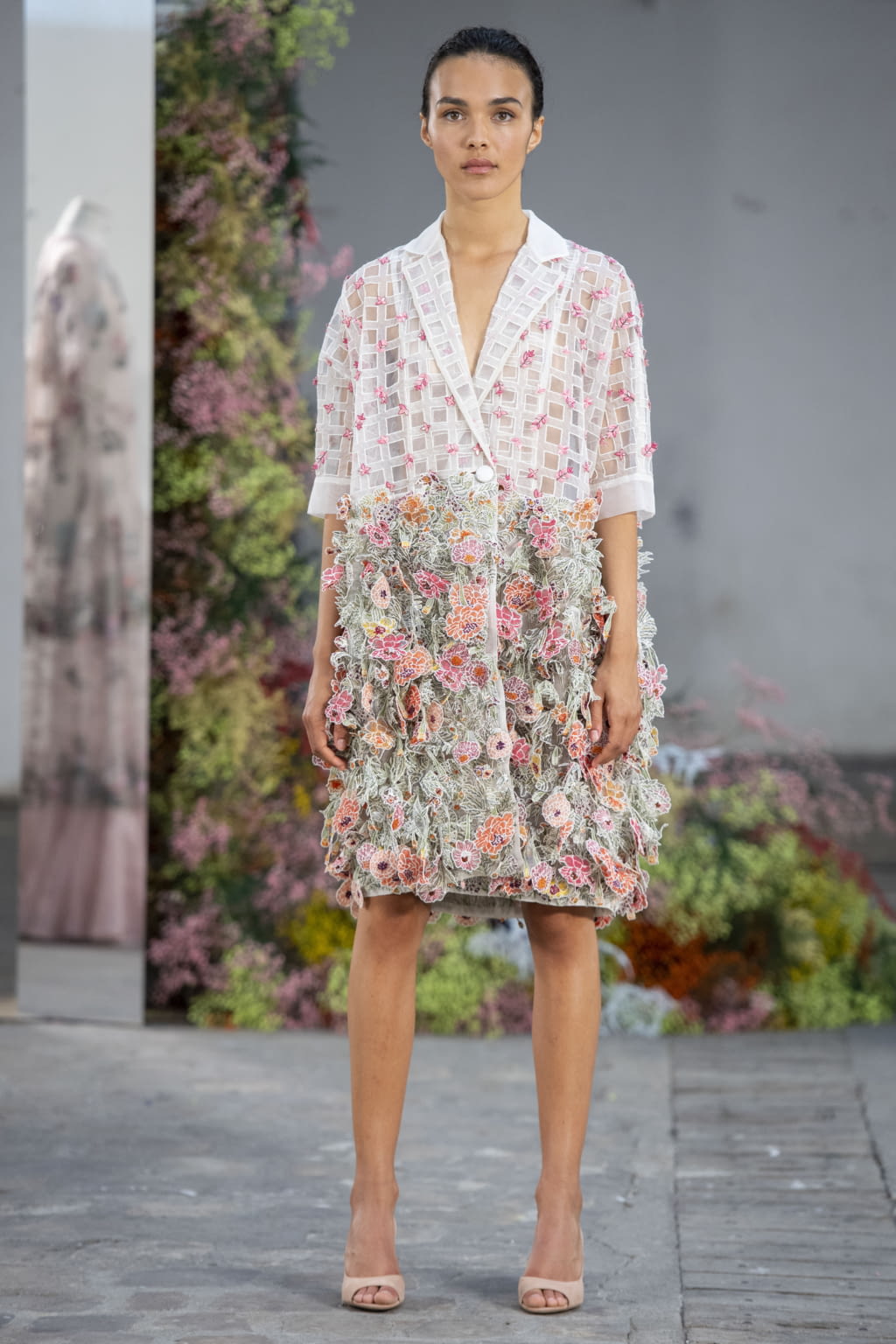 Fashion Week Paris Fall/Winter 2019 look 7 from the Rahul Mishra collection 高级定制