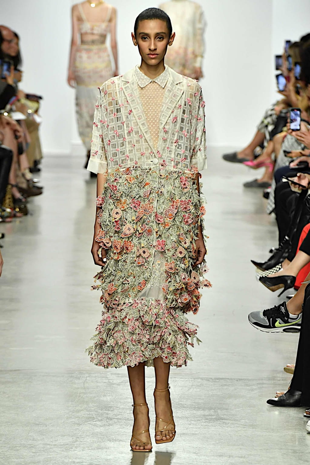 Fashion Week Paris Spring/Summer 2020 look 15 from the Rahul Mishra collection womenswear
