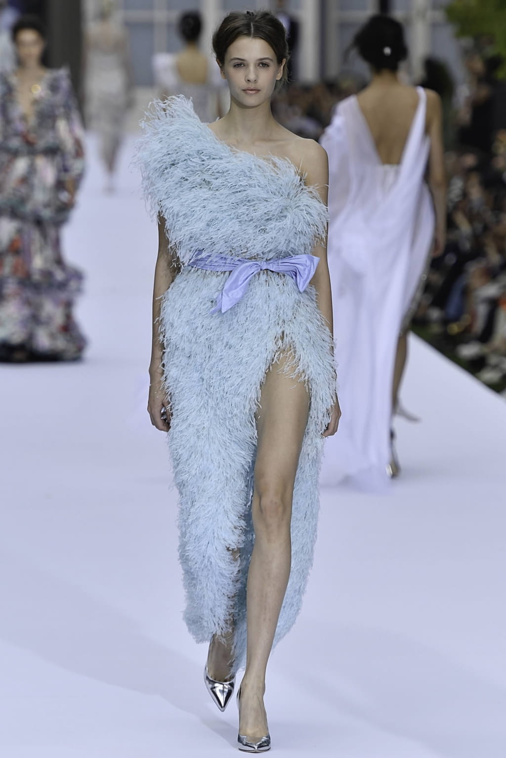 Fashion Week Paris Fall/Winter 2019 look 9 from the Ralph & Russo collection 高级定制
