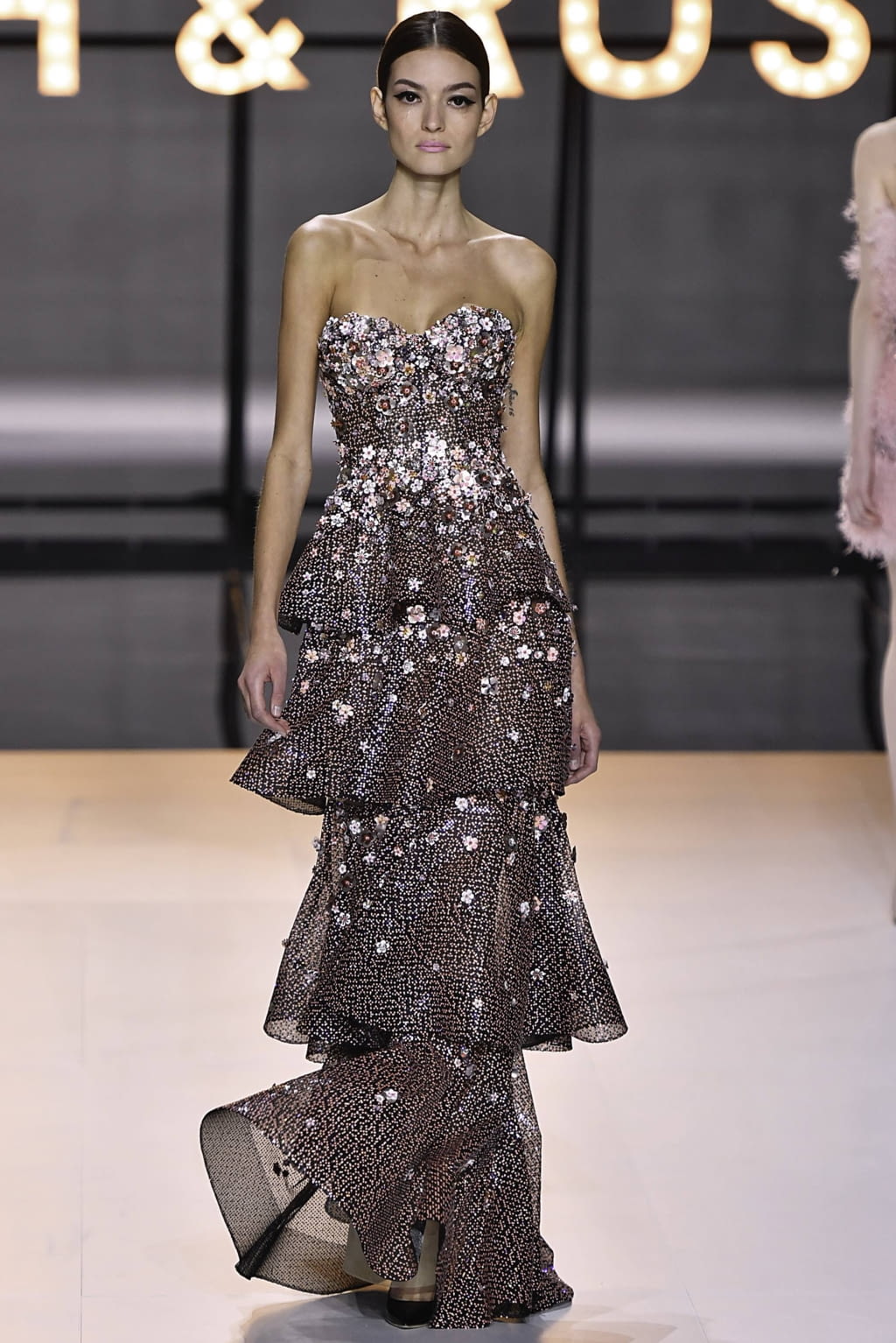 Fashion Week Paris Spring/Summer 2019 look 23 from the Ralph & Russo collection couture