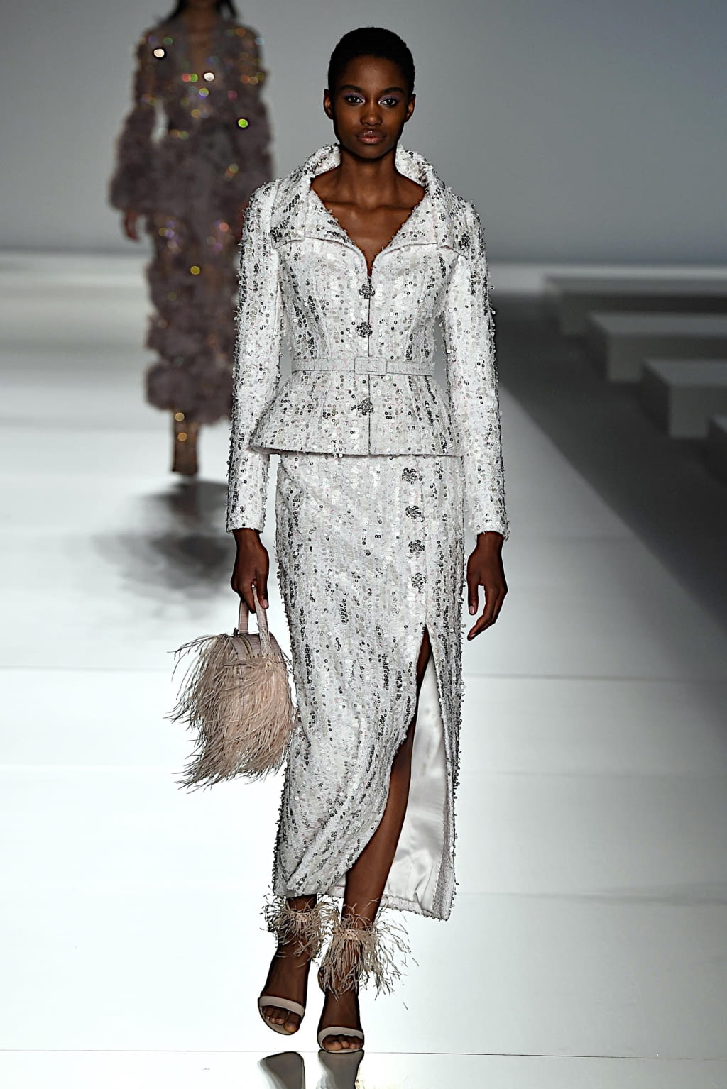 Fashion Week Paris Spring/Summer 2020 look 18 from the Ralph & Russo collection 高级定制