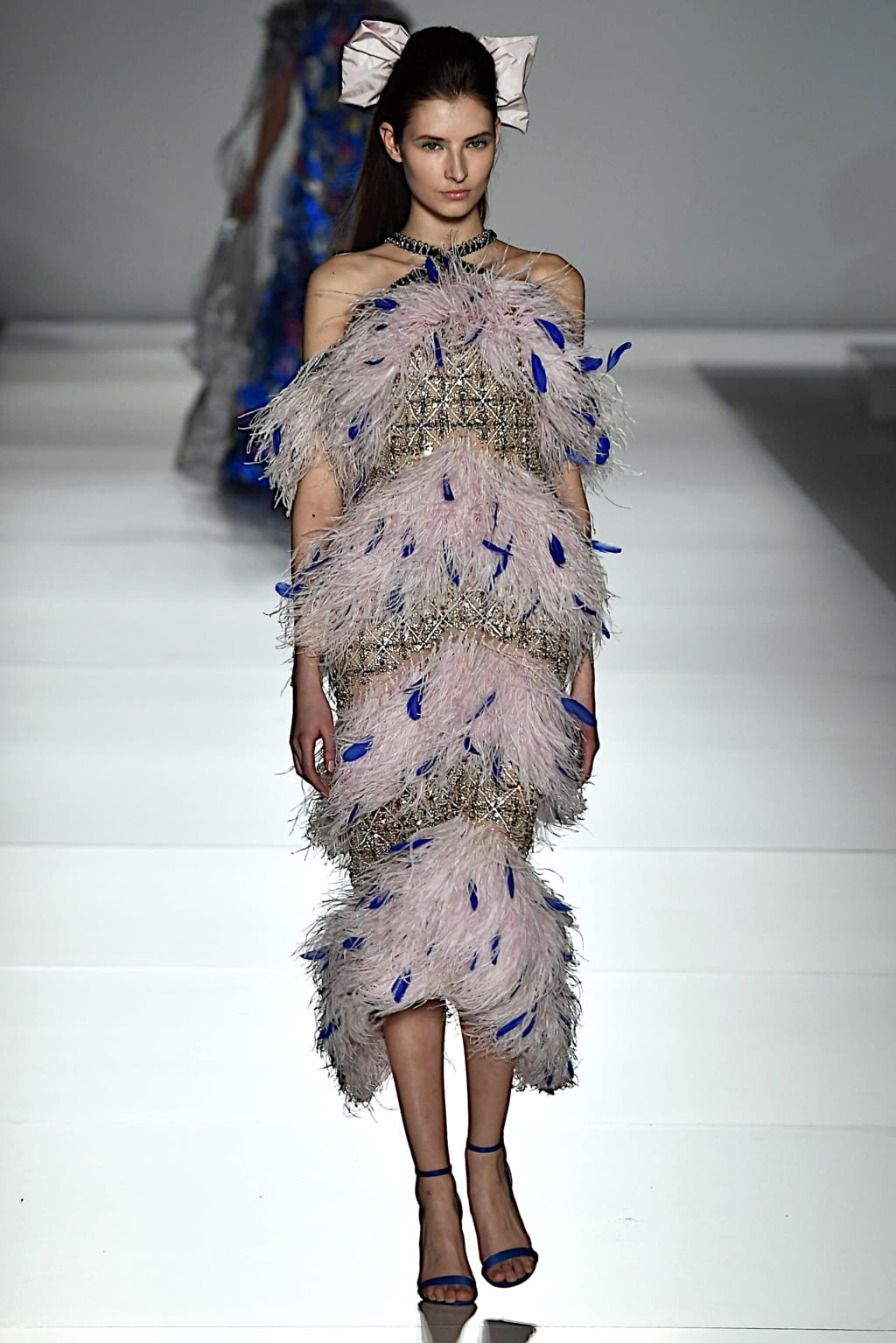 Fashion Week Paris Spring/Summer 2020 look 22 de la collection Ralph & Russo couture
